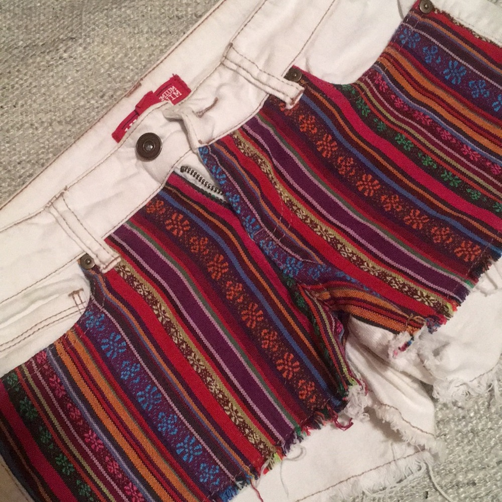 F21 tapestry shorts